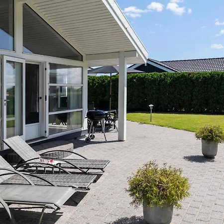 Three-bedroom In ハザスレウ