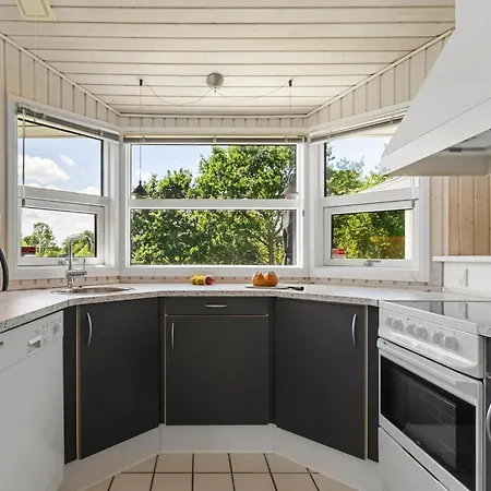 Three-bedroom In 別荘 ハザスレウ