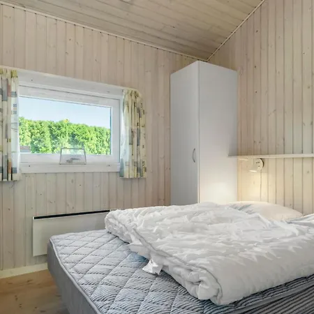 Semesterbostad Three-bedroom In